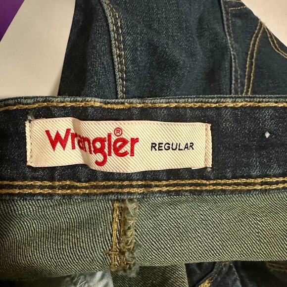 Wrangler Men's Jeans Size 40X30 Dark Blue Free To Stretch Regular Fit Denim NEW - Picture 4 of 14